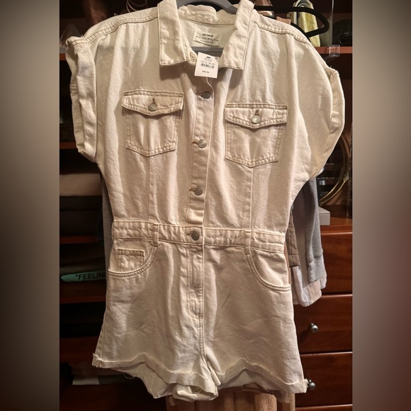 COTTON ON - NWT Women's
Denim Playsuit - Picture 6 of 6